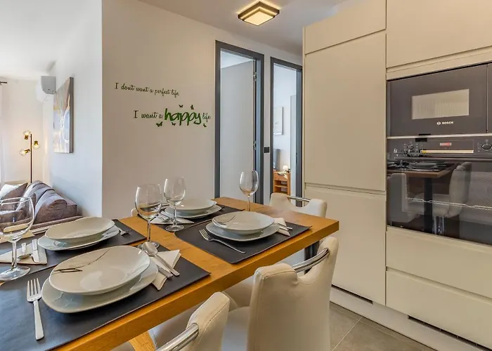 Apartment Jelena Apt. Pula