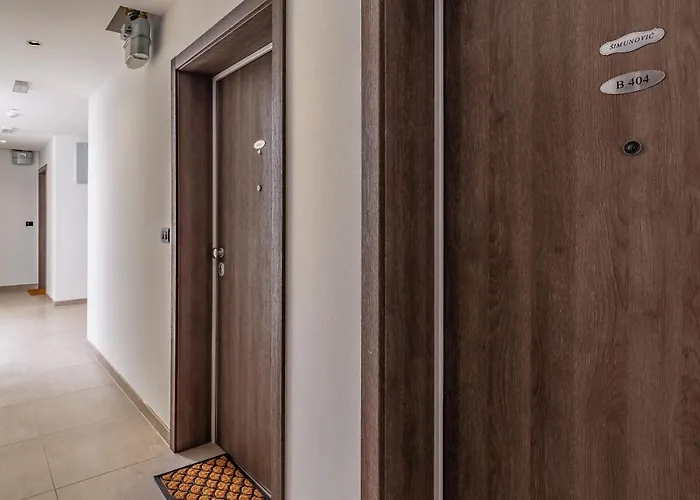 Apartment Jelena Apt. *