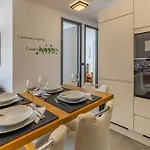 Apartment Jelena Apt. Pula